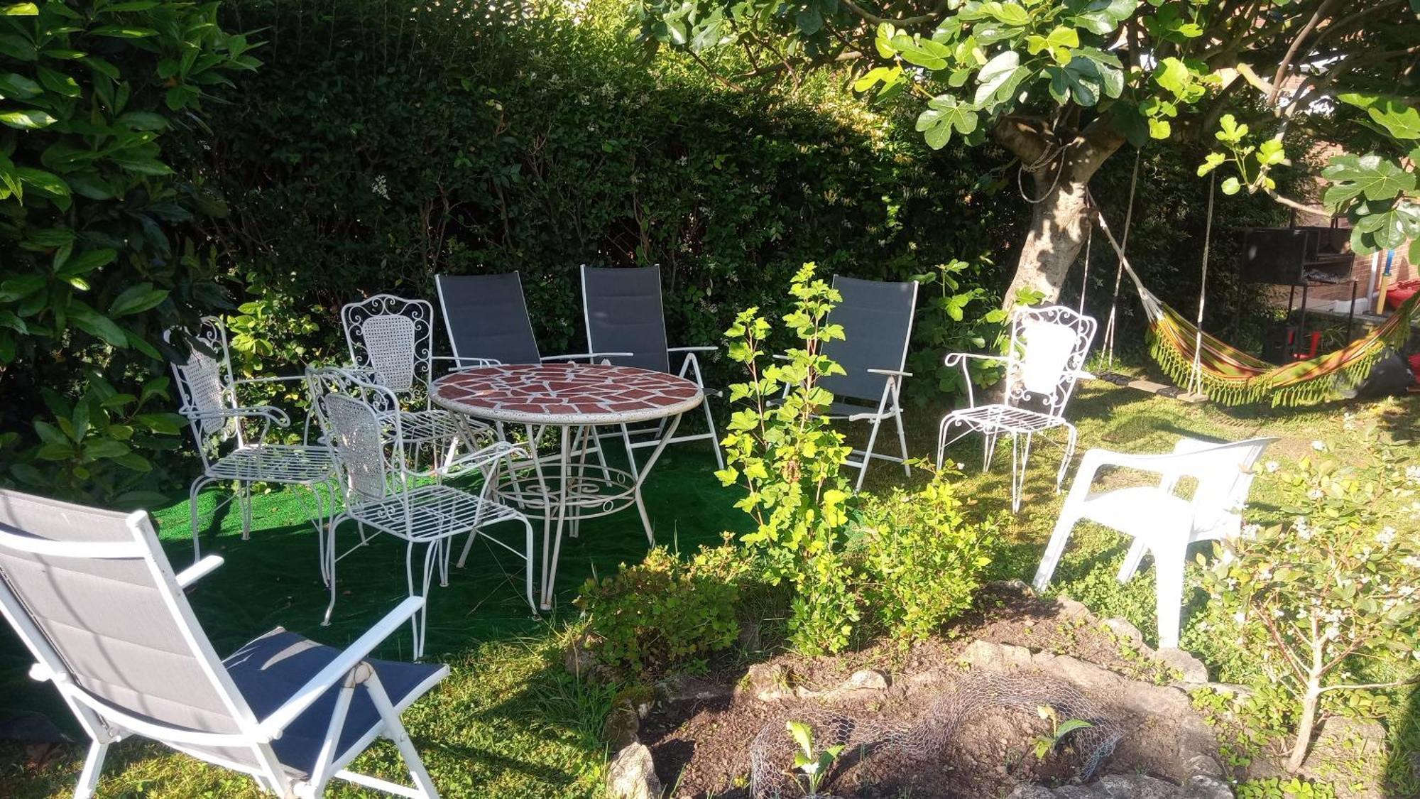 Casa Grande Con Jardin Santa Cruz De Bezana